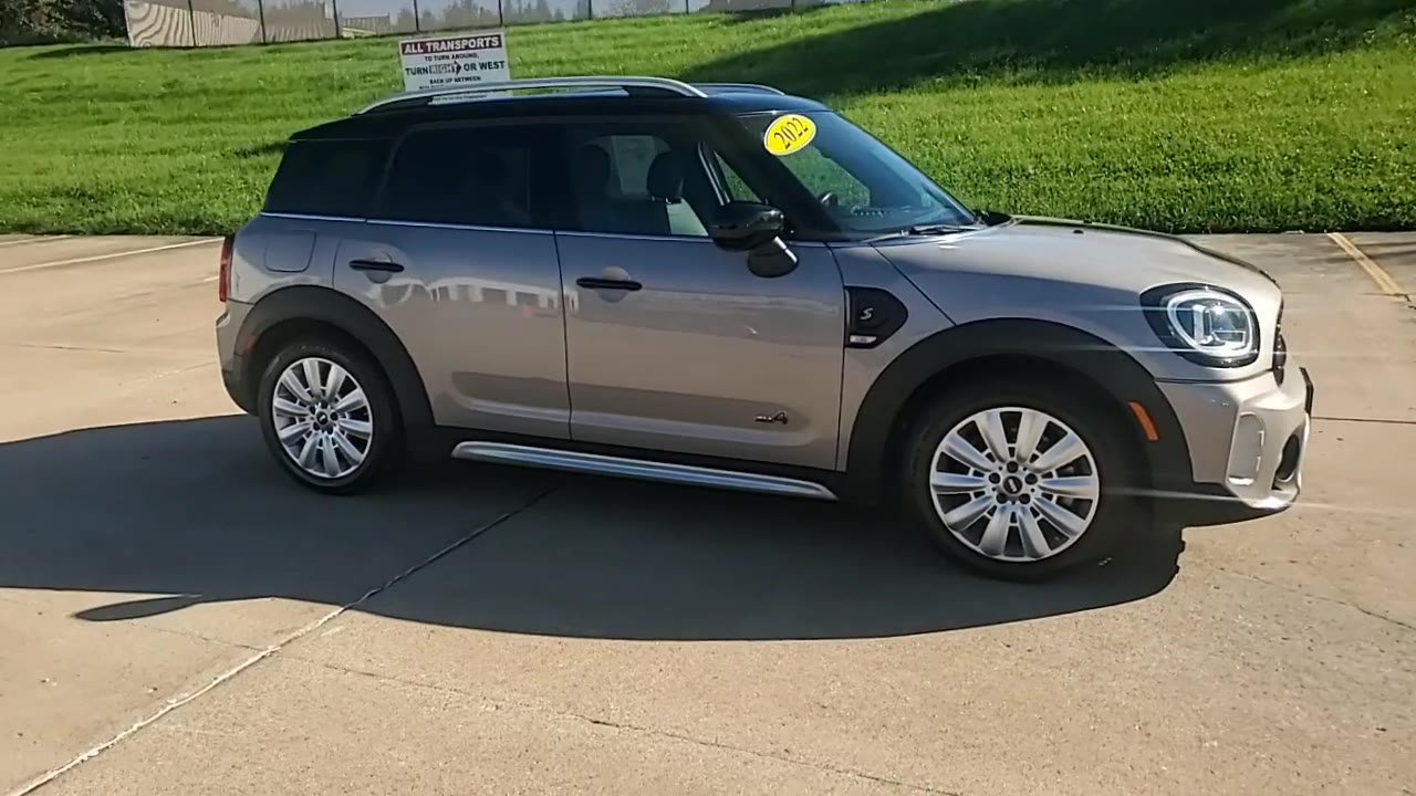 Used 2022 MINI Cooper Countryman S w/ Convenience Package AWD/4WD image 2