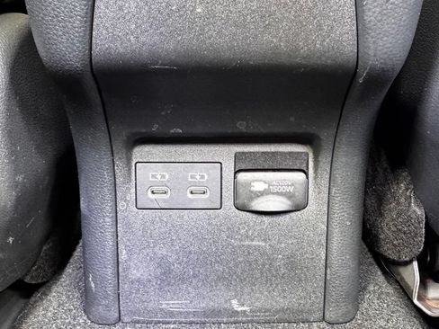 Used 2024 Toyota Prius Prime Premium FWD image 44