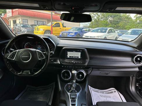 Used 2017 Chevrolet Camaro LT RWD image 16