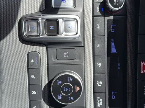 Used 2025 Hyundai Palisade SEL AWD/4WD image 32