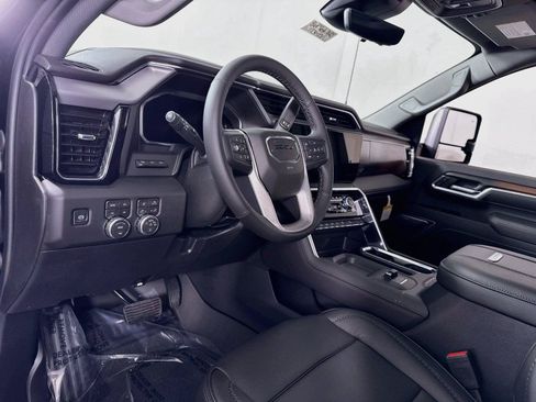 New 2026 GMC Sierra 2500 Denali w/ Denali Reserve Package AWD/4WD image 3