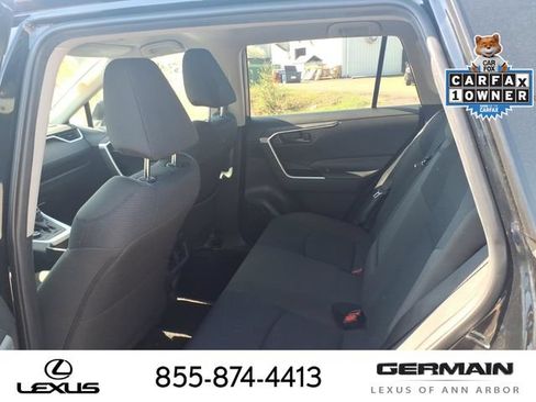 Used 2025 Toyota RAV4 LE AWD/4WD image 11