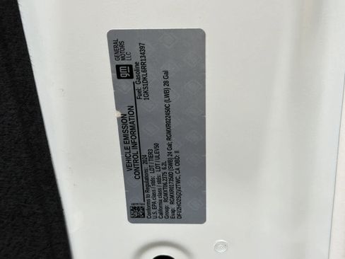 Used 2024 GMC Yukon Denali image 36