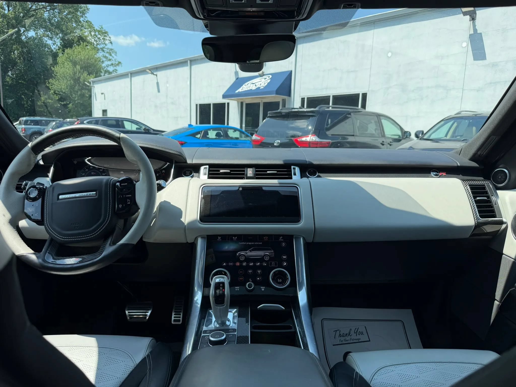Used 2018 Land Rover Range Rover Sport SVR AWD/4WD image 16