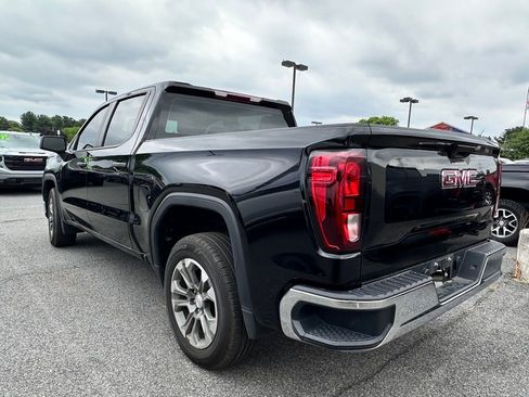 Used 2024 GMC Sierra 1500 Pro AWD/4WD image 3