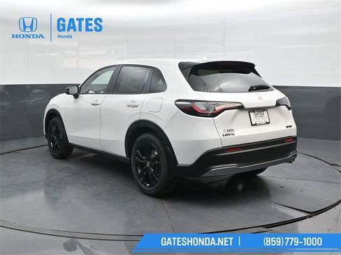 New 2026 Honda HR-V Sport image 8