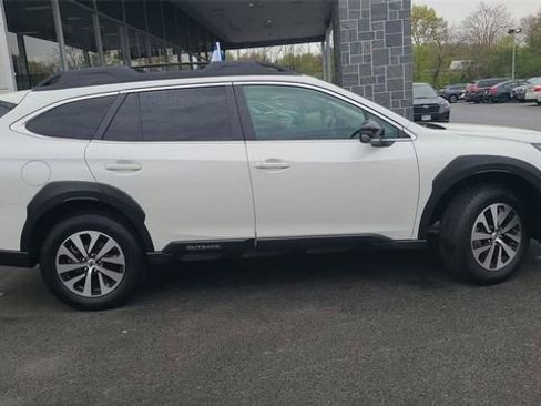 Certified 2025 Subaru Outback Premium AWD/4WD image 14