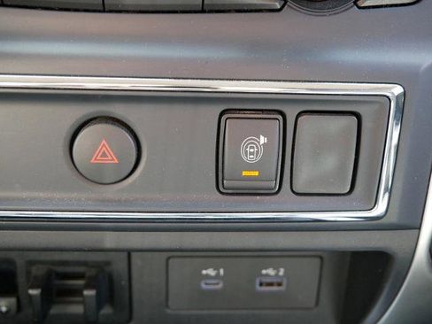 Certified 2021 Nissan Titan SV w/ SV Convenience Package AWD/4WD image 19