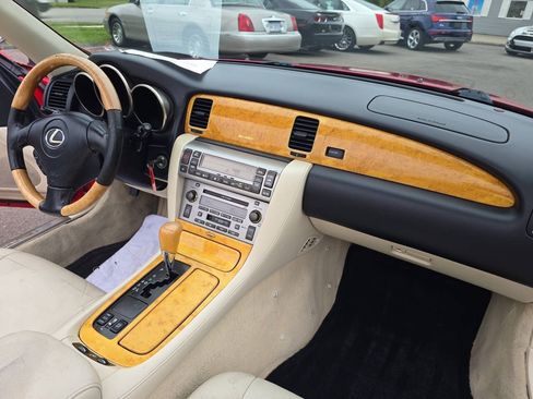 Used 2002 Lexus SC 430 Convertible RWD image 29