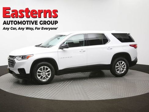 Used 2021 Chevrolet Traverse LS AWD/4WD image 57