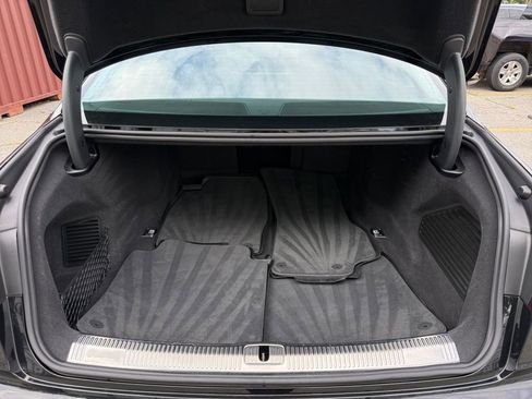 Used 2023 Audi A8 L 3.0T AWD/4WD image 26