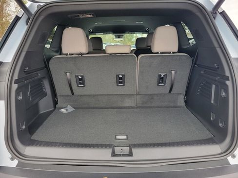 New 2026 GMC Acadia Elevation w/ Super Cruise Package image 7