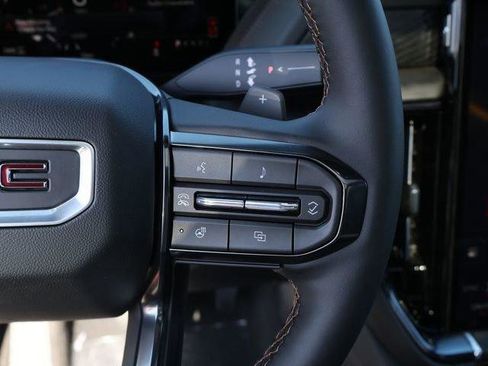 New 2026 GMC Yukon AT4 AWD/4WD image 30