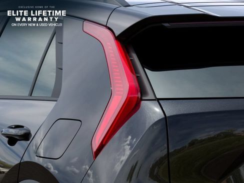 New 2026 Kia Niro LX FWD image 12