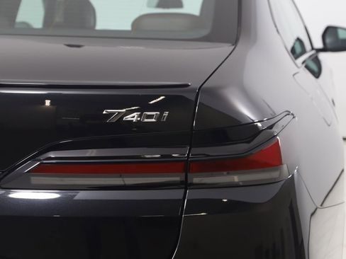 Used 2023 BMW 740i w/ Parking Assistance Package image 62