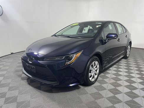Certified 2023 Toyota Corolla LE w/ Carpet Mat Package (TMS) FWD image 3