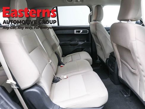 Used 2024 Ford Explorer 4WD image 22