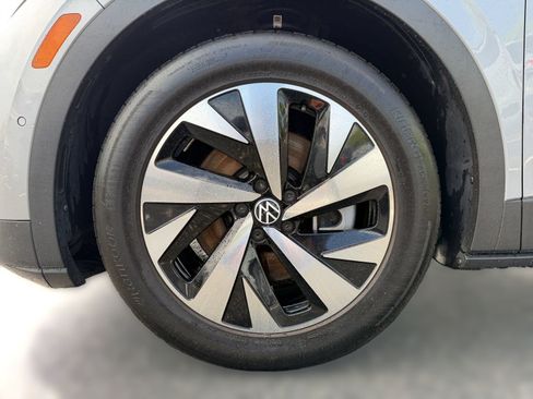 Used 2024 Volkswagen ID.4 2WD image 13