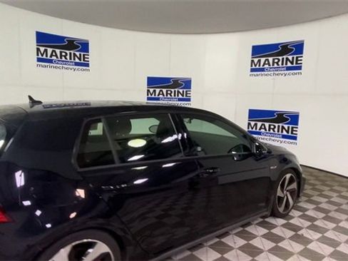 Used 2021 Volkswagen GTI S image 2