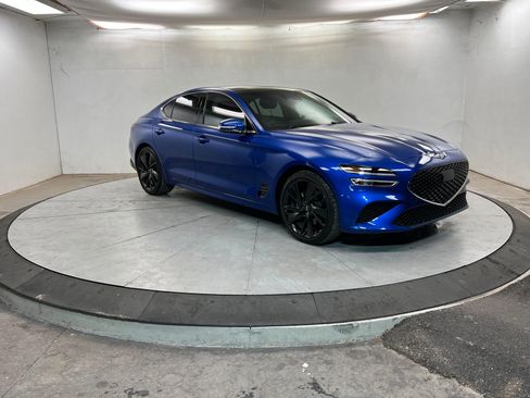 Used 2023 Genesis G70 2.0T w/ Sport Prestige Package image 7