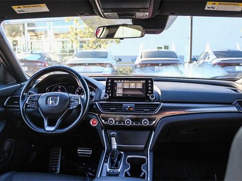 Used 2020 Honda Accord Sport image 18