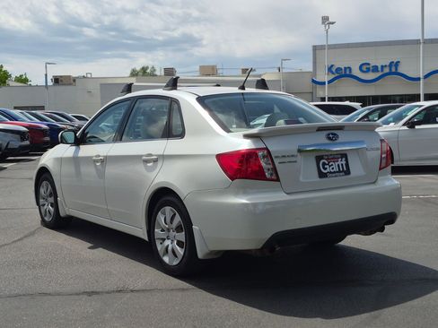 Used 2011 Subaru Impreza 2.5i w/ Audio Package 3 AWD/4WD image 8