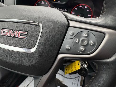 Used 2022 GMC Canyon AT4 image 27