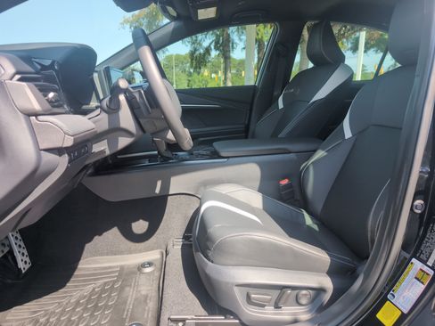 Certified 2026 Toyota Camry SE w/ Convenience Package FWD image 16