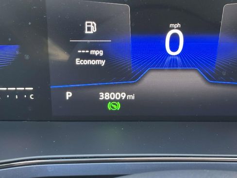 Used 2022 Volkswagen Taos SE image 25