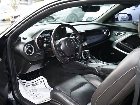 Used 2019 Chevrolet Camaro SS image 11