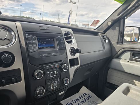 Used 2013 Ford F150 XLT w/ XLT Chrome Pkg image 25