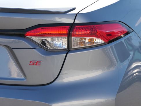 Used 2024 Toyota Corolla SE image 5