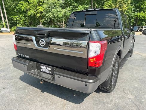 Used 2017 Nissan Titan Platinum Reserve RWD image 5