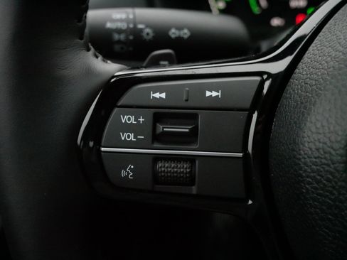 Certified 2025 Honda Accord Touring image 28