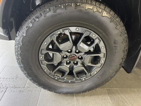 Used 2023 Nissan Frontier PRO-4X w/ Pro-4X Premium Package AWD/4WD image 31