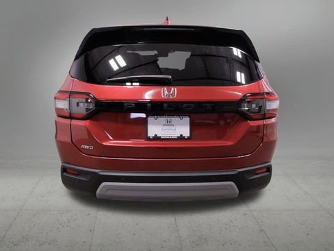 Certified 2025 Honda Pilot EX-L image 5