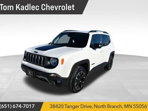 Used 2023 Jeep Renegade Latitude AWD/4WD image 1