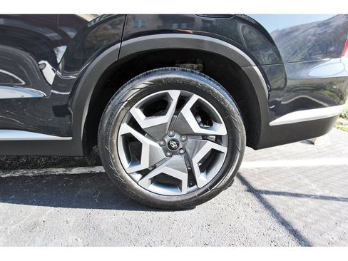 Used 2024 Hyundai Palisade Limited image 33