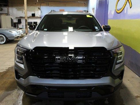 New 2026 GMC Terrain Elevation w/ Elevation Premium Package image 2