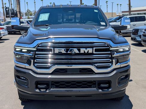 Used 2025 RAM 3500 Laramie AWD/4WD image 6