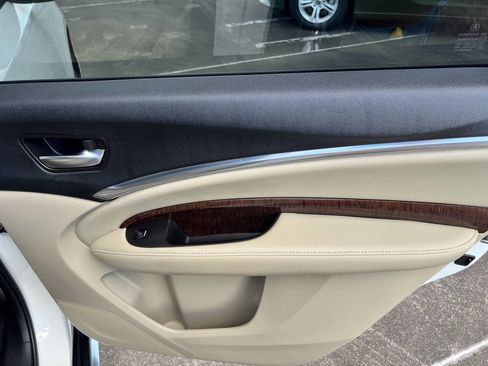 Used 2017 Acura MDX FWD image 42