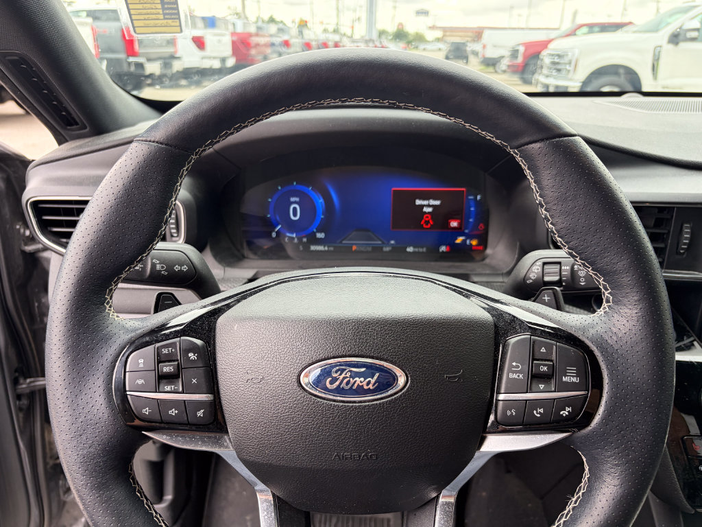 Used 2023 Ford Explorer ST w/ Equipment Group 401A AWD/4WD image 26