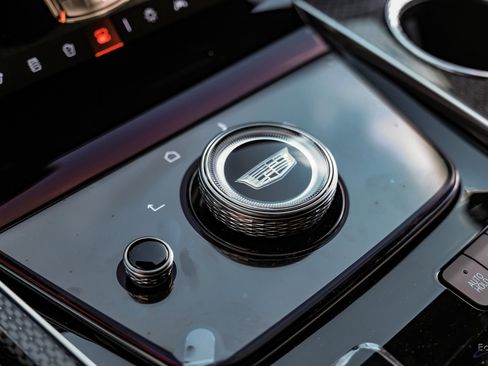 Used 2026 Cadillac Escalade V w/ LPO, Floor Liner Package image 58