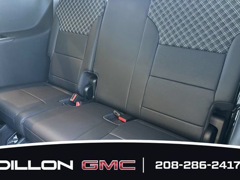 New 2026 GMC Acadia Denali w/ Super Cruise Package AWD/4WD image 15