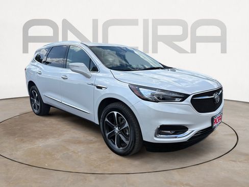 Used 2021 Buick Enclave Essence w/ Sport Touring Edition image 4