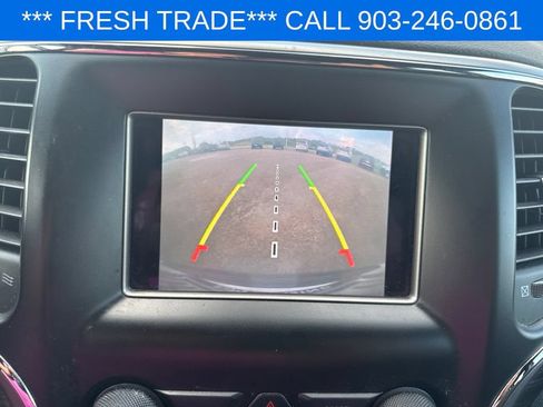Used 2019 Jeep Grand Cherokee Laredo RWD image 20
