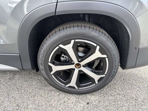 New 2026 Volkswagen Tiguan SE AWD/4WD image 6