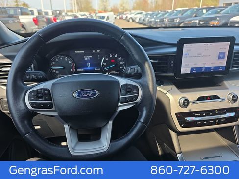 Used 2022 Ford Explorer XLT w/ Equipment Group 202A image 24