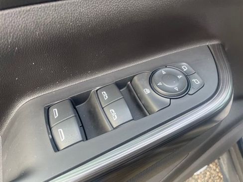 Used 2023 GMC Acadia SLT w/ Trailering Package image 12