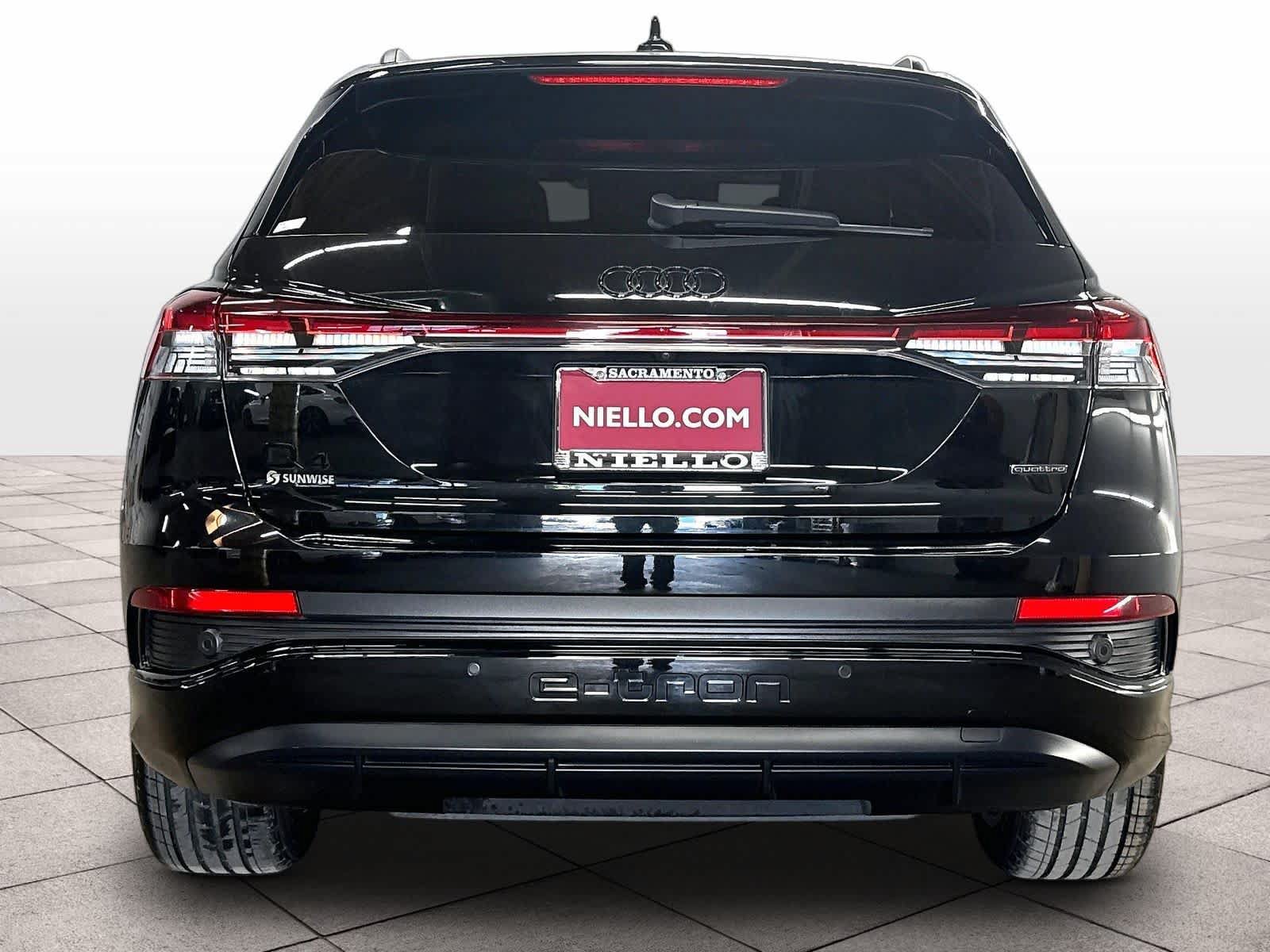 Used 2024 Audi Q4 e-tron Prestige w/ Black Optic Package AWD/4WD image 8